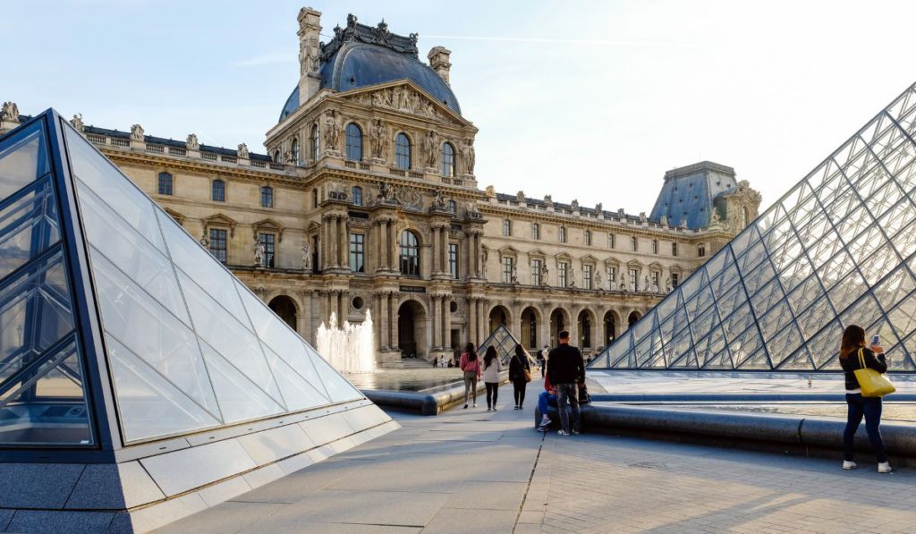 Louvre Museum